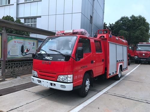 國五江鈴2噸水罐消防車