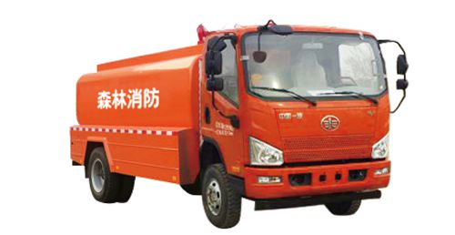 解放四驅(qū)4噸越野森林消防灑水車(chē)多少錢(qián)一輛？13997868863