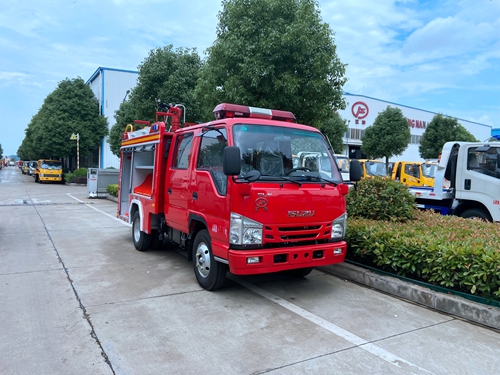 裝水1噸的小型泡沫消防車來了？1噸的小型泡沫消防車多少錢？